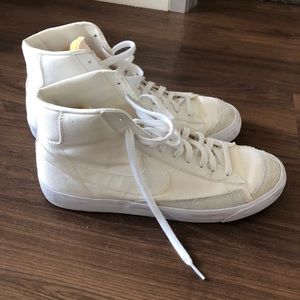 Nike Blazer Mid '77 Vintage Shoe